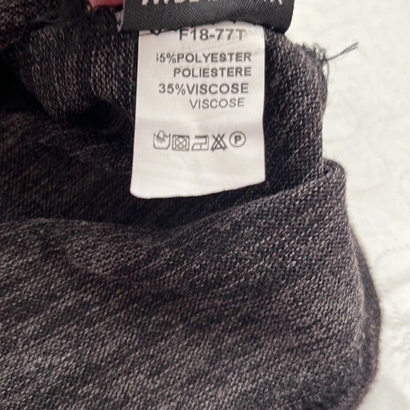 Femme Fatal black heather split sleeve top - Picture 7 of 10